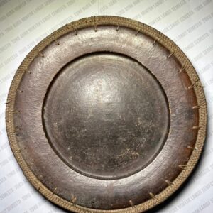 Piring Logam Kuno Tradisional - Artefak Kolektor Bersejarah